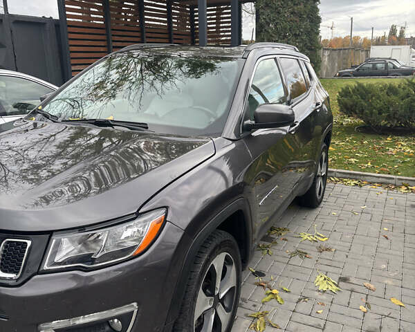 Серый Джип Компас, объемом двигателя 2.36 л и пробегом 150 тыс. км за 15500 $, фото 2 на Automoto.ua
