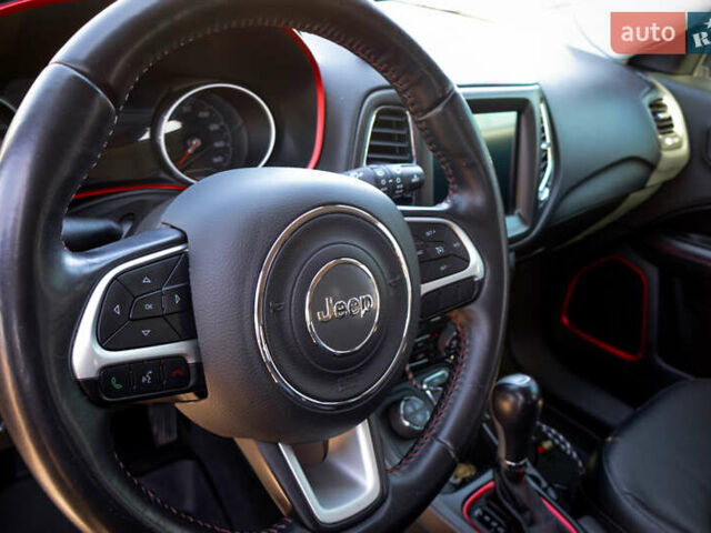 Сірий Джип Compass, об'ємом двигуна 2.36 л та пробігом 268 тис. км за 13000 $, фото 42 на Automoto.ua