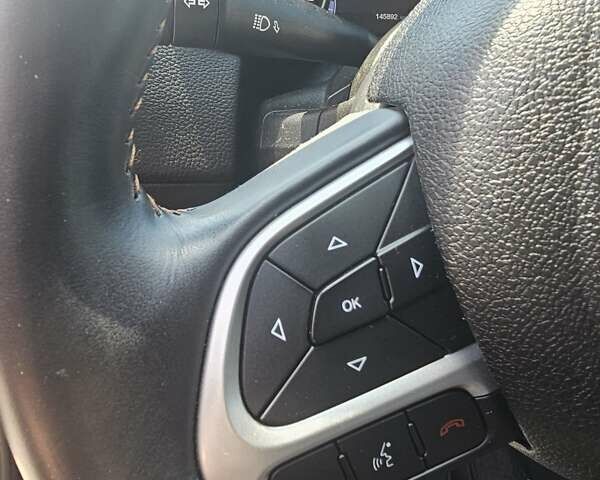 Серый Джип Компас, объемом двигателя 2.4 л и пробегом 145 тыс. км за 15500 $, фото 6 на Automoto.ua