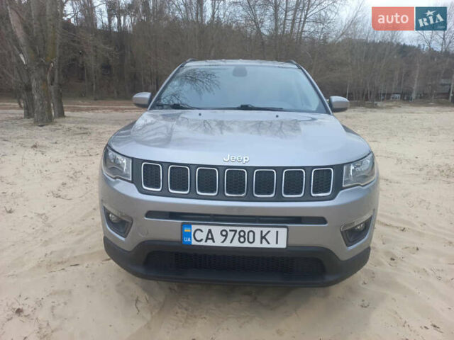 Сірий Джип Compass, об'ємом двигуна 2.4 л та пробігом 138 тис. км за 13800 $, фото 1 на Automoto.ua