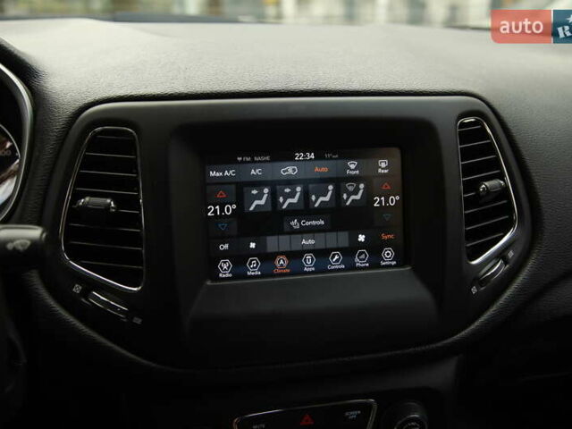 Серый Джип Компас, объемом двигателя 2.36 л и пробегом 34 тыс. км за 16000 $, фото 15 на Automoto.ua