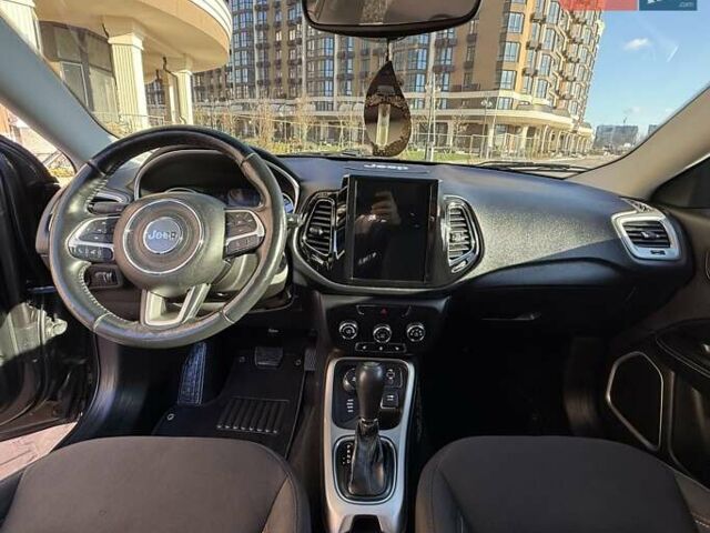 Серый Джип Компас, объемом двигателя 2.36 л и пробегом 100 тыс. км за 14700 $, фото 20 на Automoto.ua