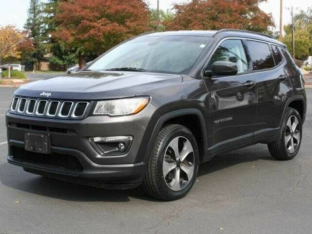 Серый Джип Компас, объемом двигателя 2.4 л и пробегом 89 тыс. км за 8200 $, фото 2 на Automoto.ua