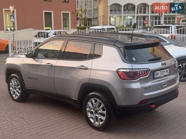 Джип Compass 2017 у Одесі на Automoto.ua Сірий Джип Compass, об'ємом двигуна 2.36 л та пробігом 42 тис. км за 12800 $, фото 12 на Automoto.ua
