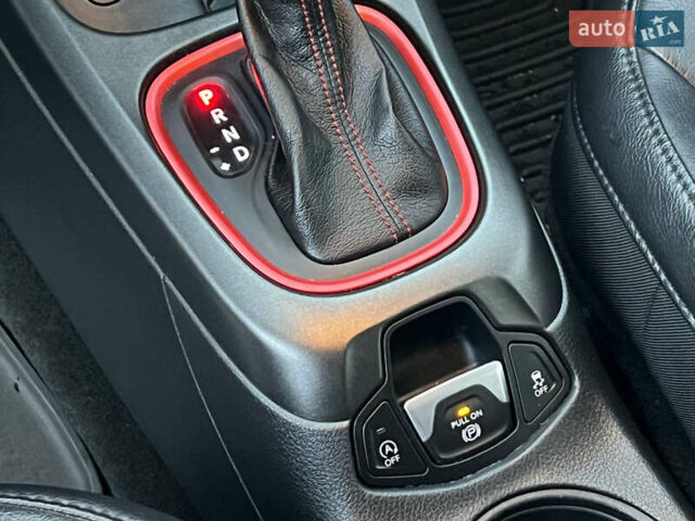 Сірий Джип Compass, об'ємом двигуна 2.36 л та пробігом 52 тис. км за 16900 $, фото 38 на Automoto.ua
