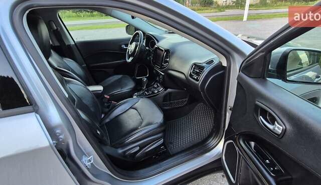 Сірий Джип Compass, об'ємом двигуна 2.36 л та пробігом 130 тис. км за 13499 $, фото 8 на Automoto.ua