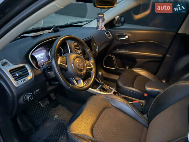 Серый Джип Компас, объемом двигателя 2.4 л и пробегом 175 тыс. км за 12900 $, фото 12 на Automoto.ua