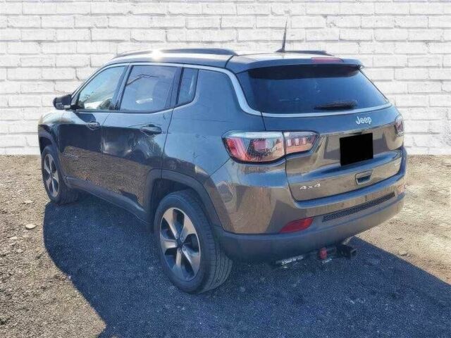 Сірий Джип Compass, об'ємом двигуна 2.4 л та пробігом 98 тис. км за 9000 $, фото 4 на Automoto.ua