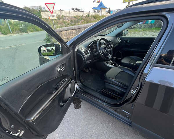 Серый Джип Компас, объемом двигателя 2.36 л и пробегом 57 тыс. км за 13400 $, фото 13 на Automoto.ua