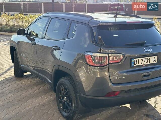 Серый Джип Компас, объемом двигателя 2.36 л и пробегом 100 тыс. км за 14700 $, фото 8 на Automoto.ua