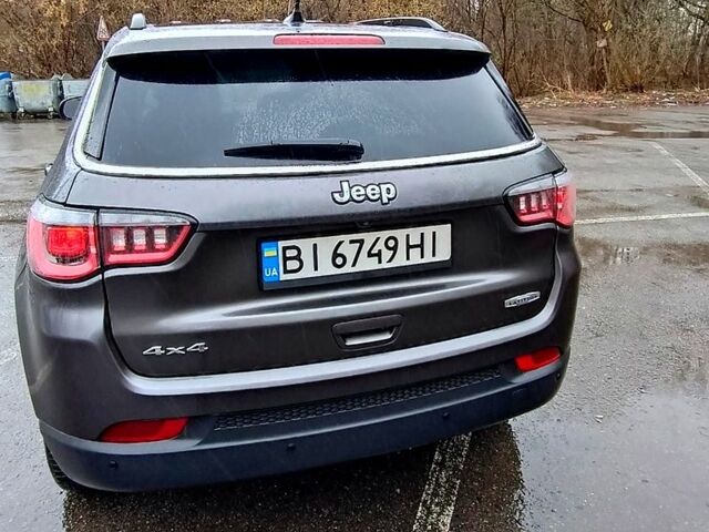 Сірий Джип Compass, об'ємом двигуна 2.4 л та пробігом 154 тис. км за 14800 $, фото 1 на Automoto.ua