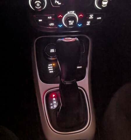 Джип Компас 2017 в Каменское - Днепродзержинск на Automoto.ua Серый Джип Компас, объемом двигателя 2.36 л и пробегом 119 тыс. км за 13800 $, фото 4 на Automoto.ua