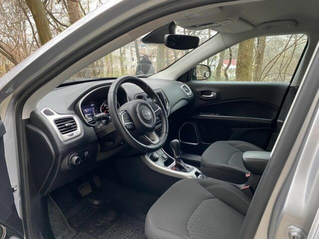 Серый Джип Компас, объемом двигателя 2.4 л и пробегом 34 тыс. км за 15700 $, фото 5 на Automoto.ua