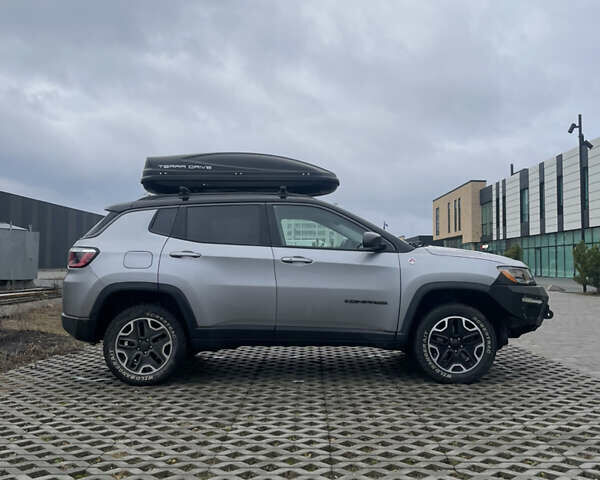 Сірий Джип Compass, об'ємом двигуна 2.36 л та пробігом 184 тис. км за 17000 $, фото 3 на Automoto.ua