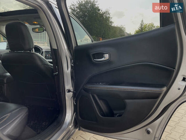 Серый Джип Компас, объемом двигателя 2.4 л и пробегом 119 тыс. км за 12900 $, фото 32 на Automoto.ua