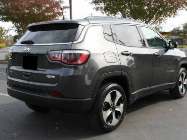 Серый Джип Компас, объемом двигателя 2.4 л и пробегом 89 тыс. км за 8200 $, фото 5 на Automoto.ua