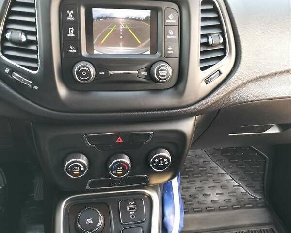 Серый Джип Компас, объемом двигателя 2.36 л и пробегом 103 тыс. км за 14400 $, фото 8 на Automoto.ua
