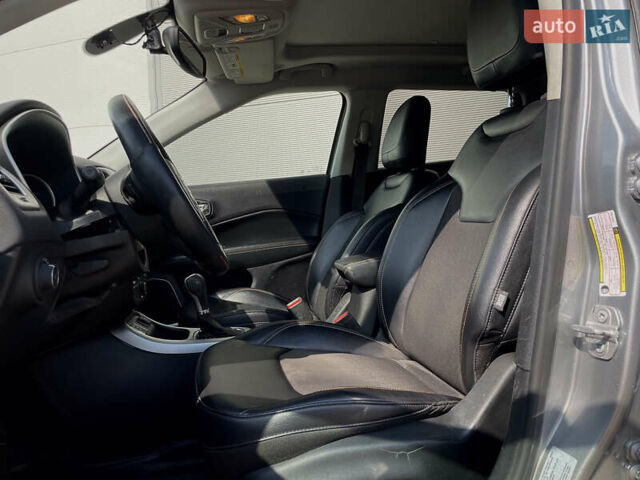 Серый Джип Компас, объемом двигателя 2.4 л и пробегом 119 тыс. км за 12900 $, фото 17 на Automoto.ua