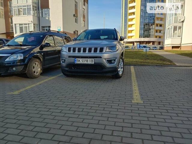 Серый Джип Компас, объемом двигателя 2.4 л и пробегом 37 тыс. км за 14000 $, фото 5 на Automoto.ua