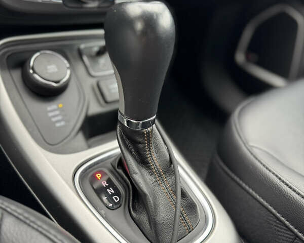 Сірий Джип Compass, об'ємом двигуна 2.36 л та пробігом 123 тис. км за 16000 $, фото 17 на Automoto.ua