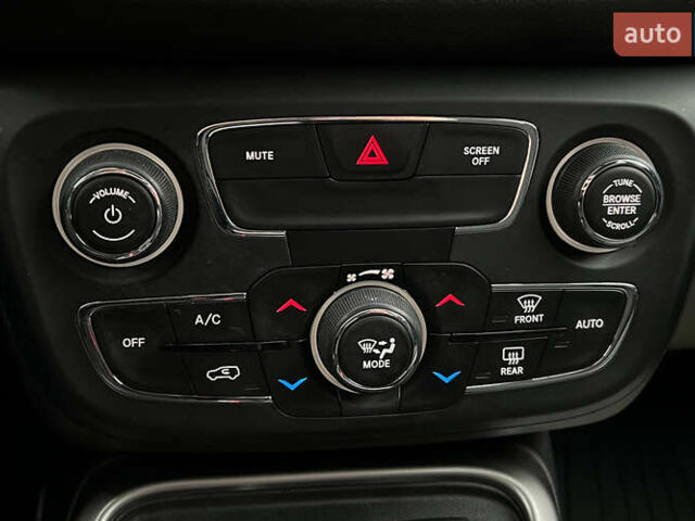 Серый Джип Компас, объемом двигателя 2.36 л и пробегом 92 тыс. км за 17200 $, фото 16 на Automoto.ua