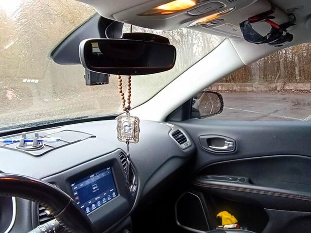 Сірий Джип Compass, об'ємом двигуна 2.4 л та пробігом 154 тис. км за 14800 $, фото 4 на Automoto.ua