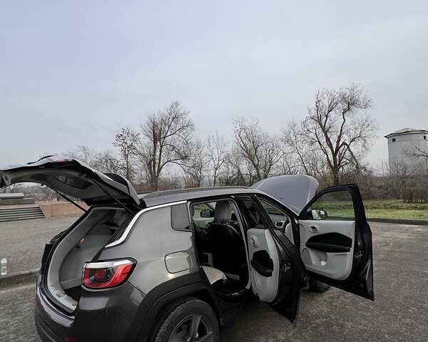 Сірий Джип Compass, об'ємом двигуна 2.4 л та пробігом 129 тис. км за 15800 $, фото 21 на Automoto.ua