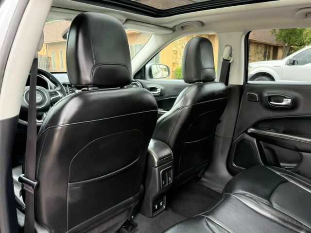 Сірий Джип Compass, об'ємом двигуна 2.4 л та пробігом 51 тис. км за 11100 $, фото 10 на Automoto.ua