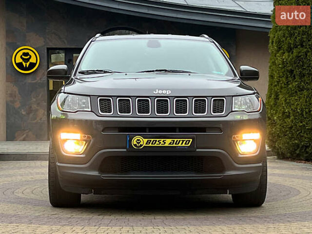 Серый Джип Компас, объемом двигателя 2.36 л и пробегом 92 тыс. км за 17200 $, фото 1 на Automoto.ua