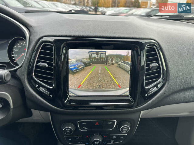 Джип Compass 2017 у Полтаві на Automoto.ua Сірий Джип Compass, об'ємом двигуна 2.36 л та пробігом 125 тис. км за 15500 $, фото 19 на Automoto.ua
