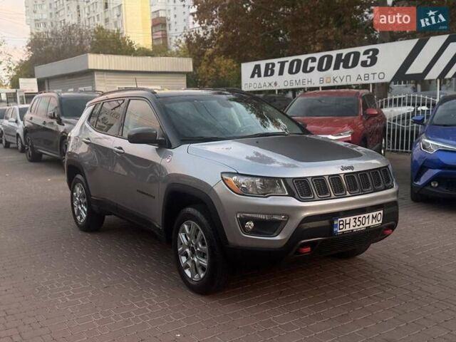 Джип Compass 2017 у Одесі на Automoto.ua Сірий Джип Compass, об'ємом двигуна 2.36 л та пробігом 42 тис. км за 12800 $, фото 23 на Automoto.ua