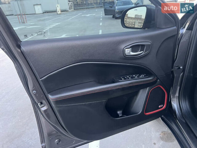 Сірий Джип Compass, об'ємом двигуна 2.36 л та пробігом 52 тис. км за 16900 $, фото 37 на Automoto.ua