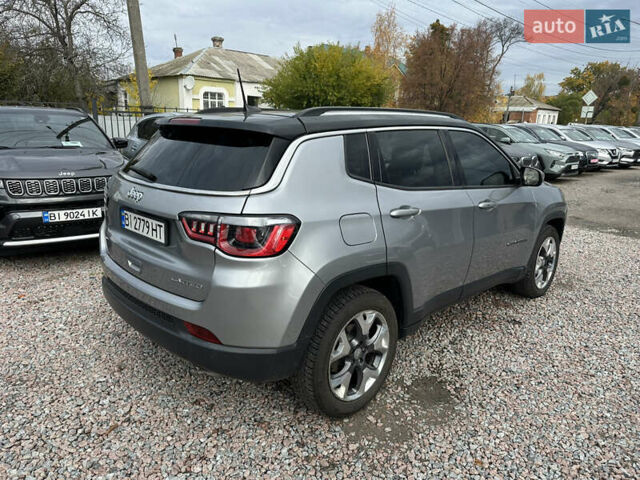 Джип Compass 2017 у Полтаві на Automoto.ua Сірий Джип Compass, об'ємом двигуна 2.36 л та пробігом 125 тис. км за 15500 $, фото 11 на Automoto.ua