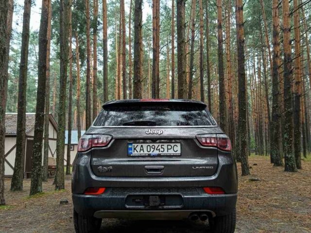 Серый Джип Компас, объемом двигателя 2.4 л и пробегом 130 тыс. км за 15000 $, фото 4 на Automoto.ua