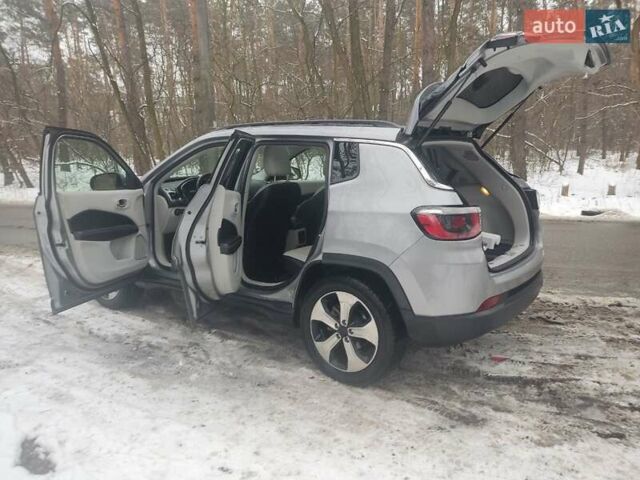 Серый Джип Компас, объемом двигателя 2.4 л и пробегом 87 тыс. км за 17500 $, фото 6 на Automoto.ua