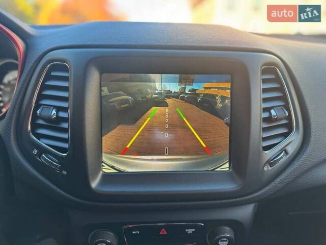 Джип Compass 2017 у Одесі на Automoto.ua Сірий Джип Compass, об'ємом двигуна 2.36 л та пробігом 42 тис. км за 12800 $, фото 28 на Automoto.ua