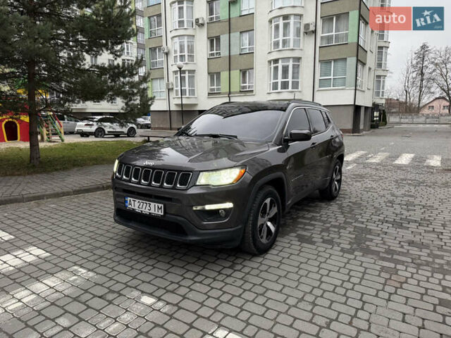 Серый Джип Компас, объемом двигателя 2.36 л и пробегом 172 тыс. км за 13200 $, фото 36 на Automoto.ua