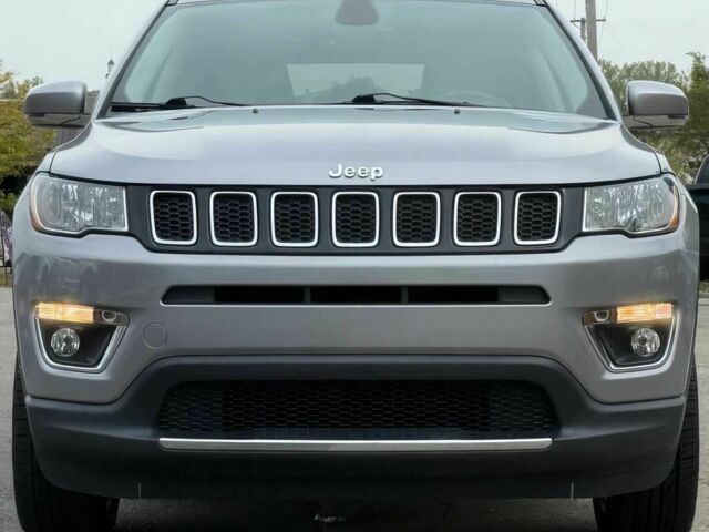 Сірий Джип Compass, об'ємом двигуна 2.4 л та пробігом 51 тис. км за 11100 $, фото 1 на Automoto.ua