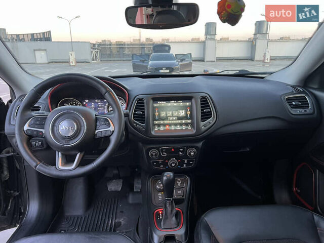 Сірий Джип Compass, об'ємом двигуна 2.36 л та пробігом 52 тис. км за 16900 $, фото 57 на Automoto.ua