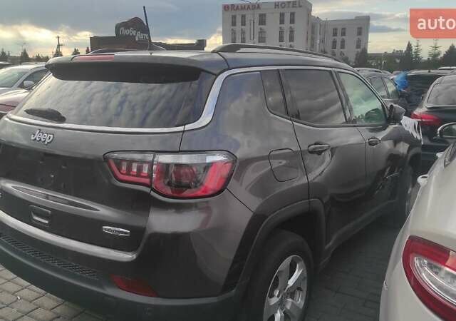 Серый Джип Компас, объемом двигателя 2.4 л и пробегом 117 тыс. км за 7900 $, фото 1 на Automoto.ua