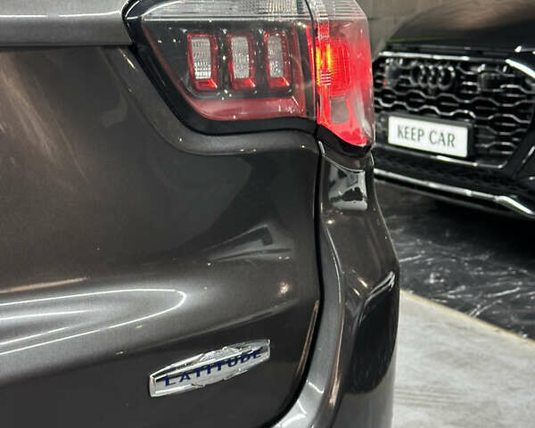 Серый Джип Компас, объемом двигателя 2.36 л и пробегом 155 тыс. км за 13500 $, фото 18 на Automoto.ua