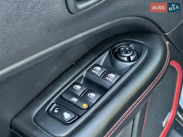 Сірий Джип Compass, об'ємом двигуна 2.36 л та пробігом 52 тис. км за 16900 $, фото 46 на Automoto.ua