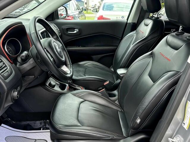 Сірий Джип Compass, об'ємом двигуна 2.4 л та пробігом 96 тис. км за 7600 $, фото 6 на Automoto.ua