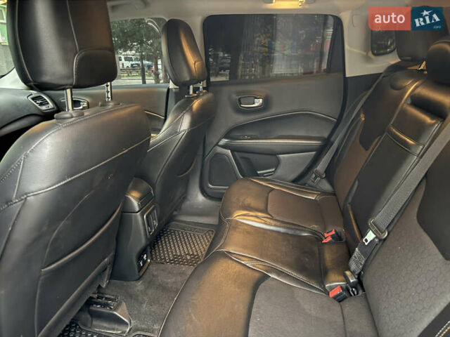 Серый Джип Компас, объемом двигателя 2.36 л и пробегом 172 тыс. км за 13200 $, фото 33 на Automoto.ua