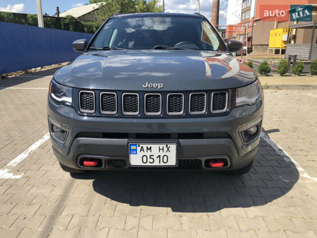 Сірий Джип Compass, об'ємом двигуна 2.36 л та пробігом 150 тис. км за 18000 $, фото 1 на Automoto.ua