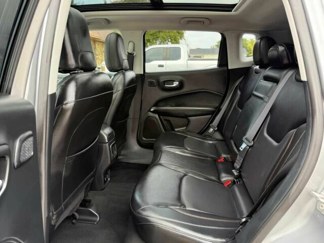 Сірий Джип Compass, об'ємом двигуна 2.4 л та пробігом 51 тис. км за 11100 $, фото 11 на Automoto.ua