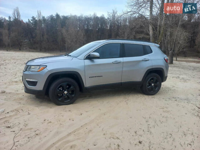 Сірий Джип Compass, об'ємом двигуна 2.4 л та пробігом 138 тис. км за 13800 $, фото 9 на Automoto.ua