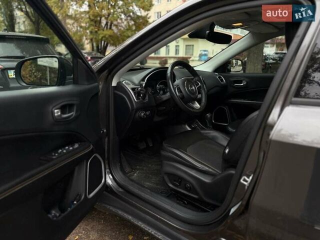 Серый Джип Компас, объемом двигателя 2.36 л и пробегом 148 тыс. км за 15300 $, фото 11 на Automoto.ua