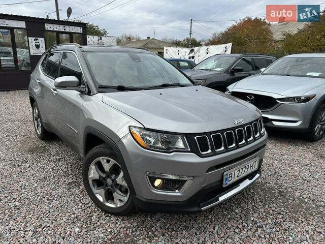 Джип Compass 2017 у Полтаві на Automoto.ua Сірий Джип Compass, об'ємом двигуна 2.36 л та пробігом 125 тис. км за 15500 $, фото 2 на Automoto.ua
