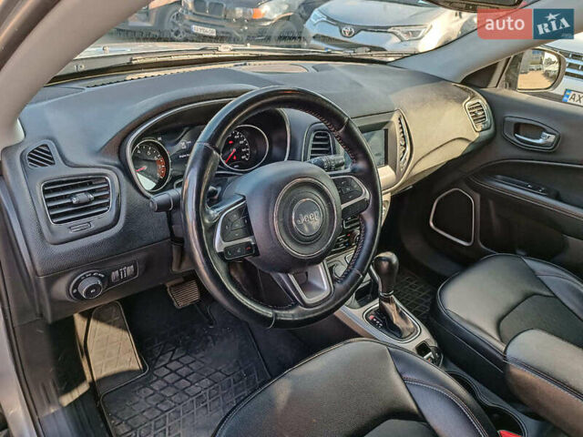 Серый Джип Компас, объемом двигателя 2.4 л и пробегом 181 тыс. км за 14890 $, фото 16 на Automoto.ua